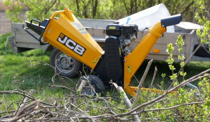 
								Rębak do gałęzi JCB full									