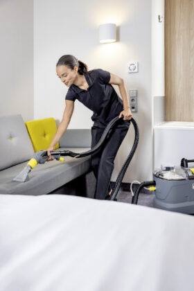 Odkurzacz piorący Karcher Puzzi 10/1